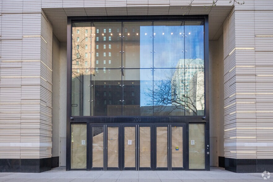 100 E Huron St, Chicago, IL à louer - Photo de l’immeuble – Image 3 sur 4