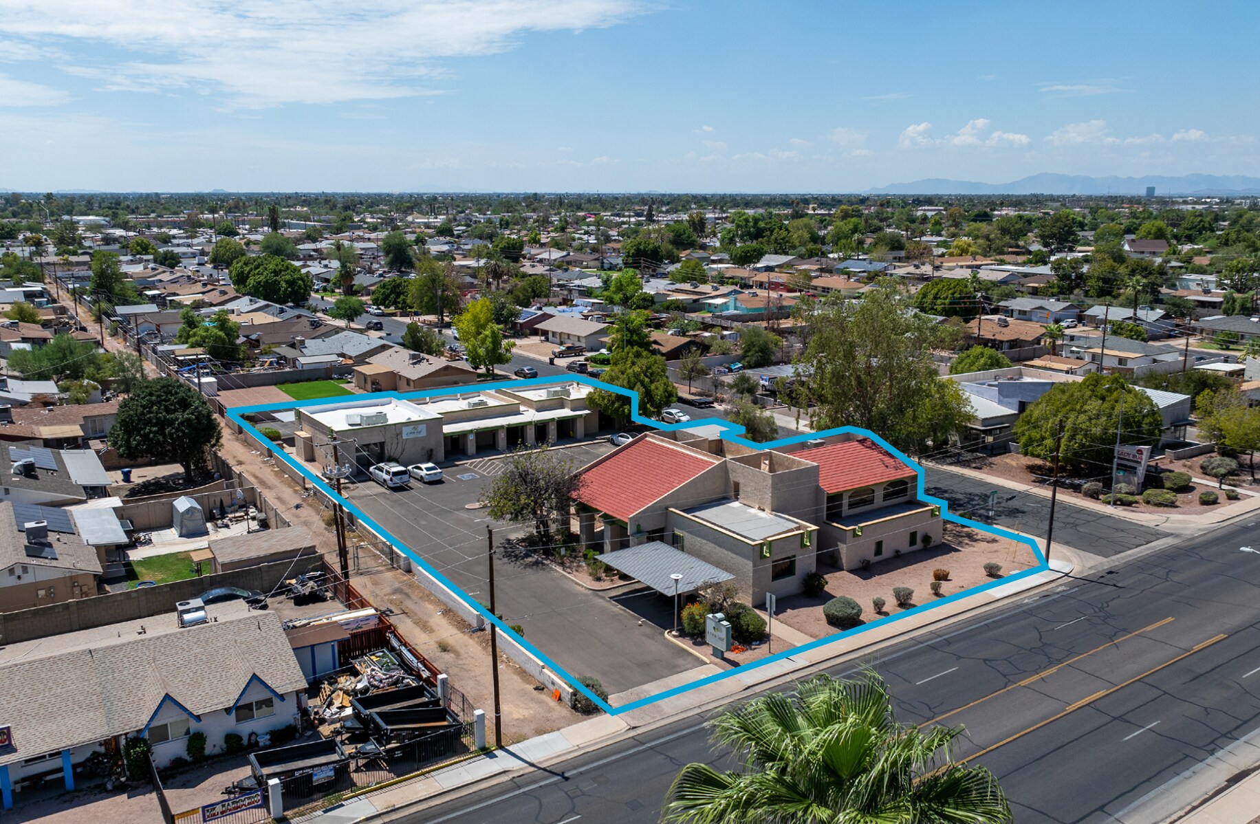 1655 E University Dr, Mesa, AZ à vendre Photo de l’immeuble– Image 1 sur 4