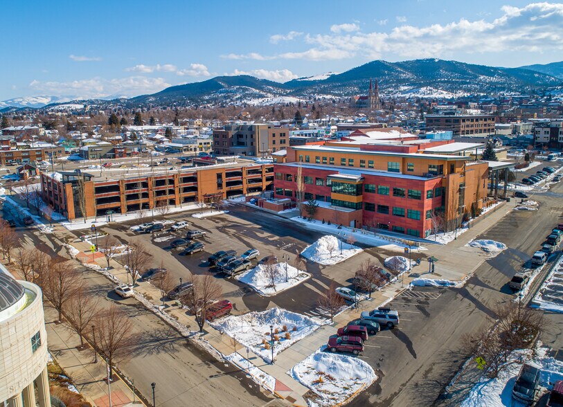 855 Front St, Helena, MT à louer - Photo de l’immeuble – Image 2 sur 6