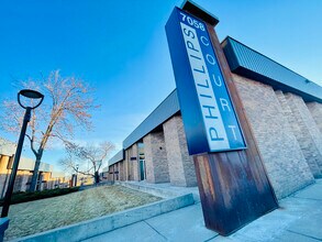 7058 Farrell Rd SE, Calgary, AB à louer Photo intérieure– Image 1 sur 21