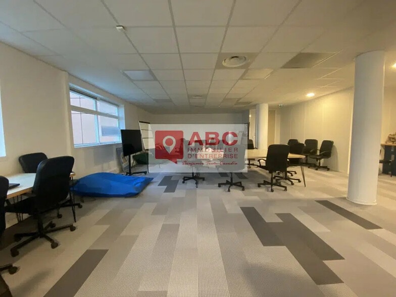 Bureau dans Montpellier à louer - Photo de l’immeuble – Image 1 sur 5