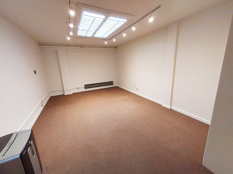 1131-1161 Cherry St, San Carlos, CA à louer - Photo de l’immeuble – Image 2 sur 3