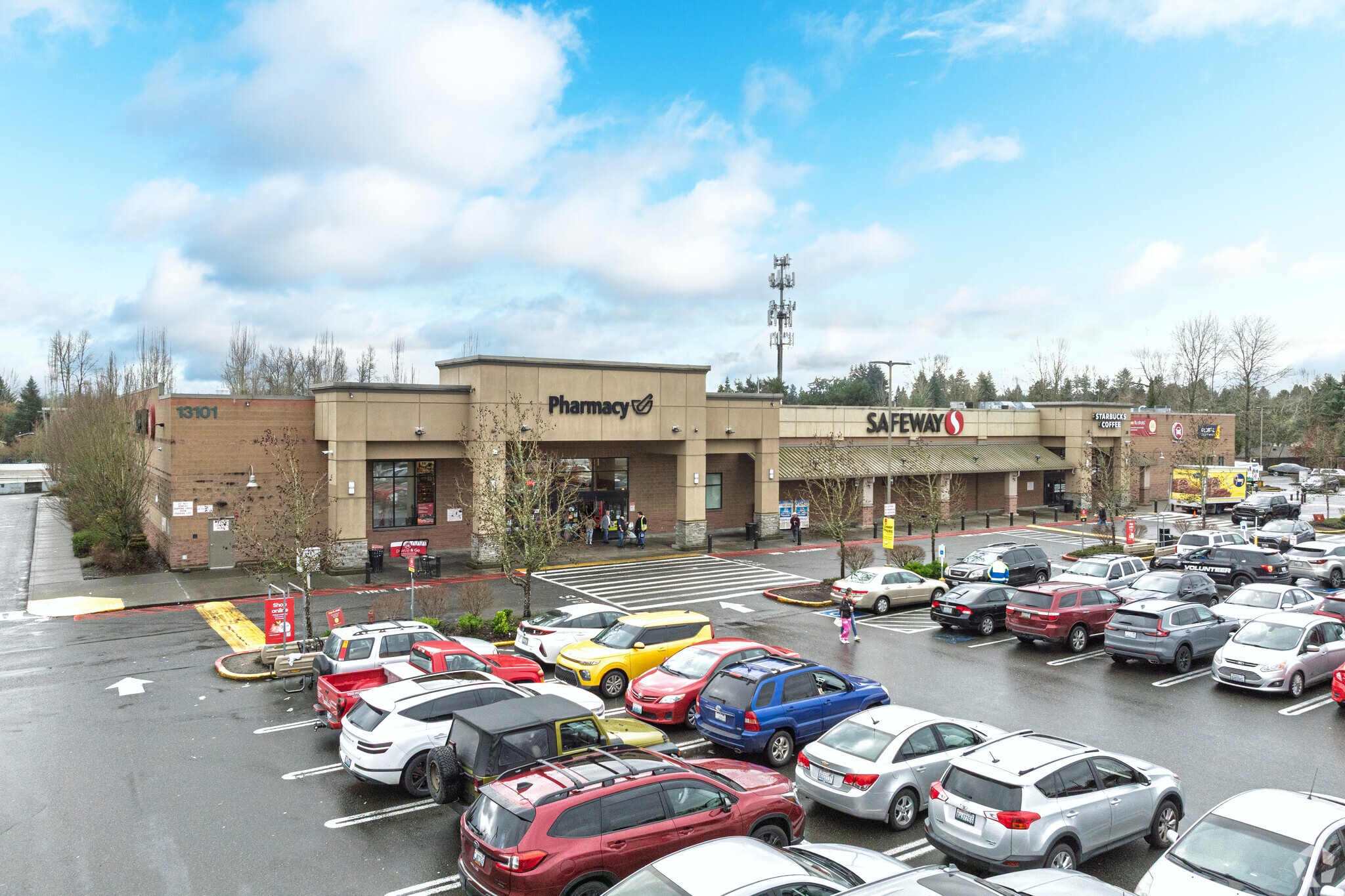 13101 Kent Kangley Rd, Kent, WA à louer Photo principale– Image 1 sur 11
