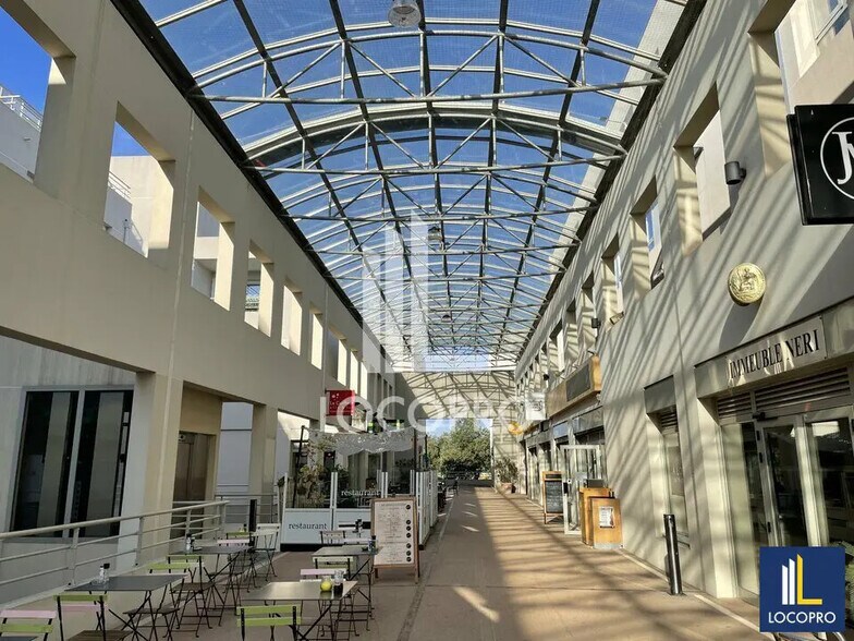 Bureau dans SOPHIA ANTIPOLIS à louer - Photo de l’immeuble – Image 1 sur 6
