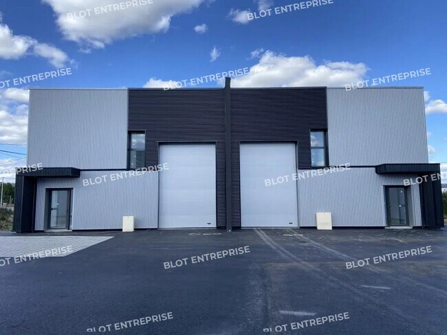 Plus de détails pour Bureau, Industriel/Logistique à louer