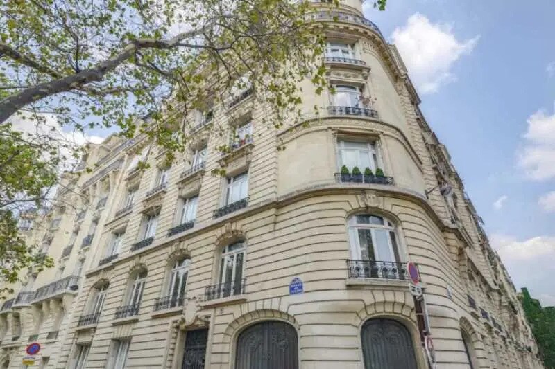 Bureau dans Paris à louer Photo de l’immeuble– Image 1 sur 6