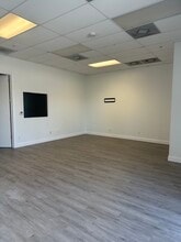 17010 Alico Commerce Ct, Fort Myers, FL à louer Photo intérieure– Image 1 sur 23