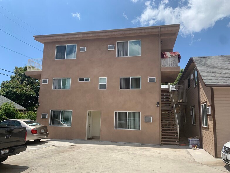 1344 E Broadway, Glendale, CA à vendre - Photo de l’immeuble – Image 2 sur 33