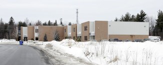 Plus de détails pour 100 Rue Émilien-Marcoux, Blainville, QC - Industriel/Logistique à vendre