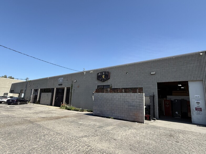 13310 Ralston Ave, Sylmar, CA à vendre - Photo de l’immeuble – Image 2 sur 18