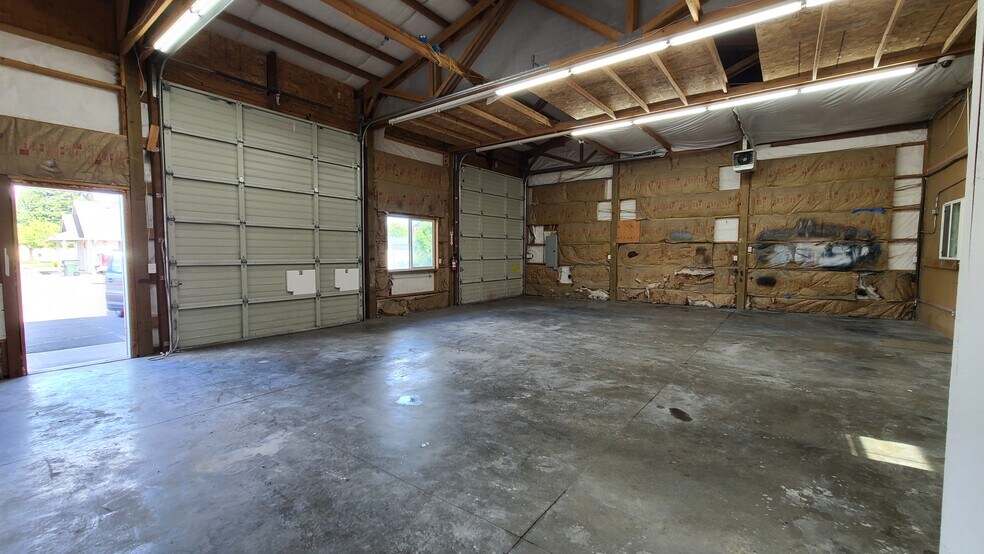 4045 Cherry Ave NE, Salem, OR à louer - Photo de l’immeuble – Image 3 sur 7