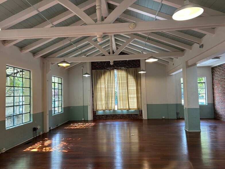 1943 Park Blvd, Oakland, CA à vendre - Photo de l’immeuble – Image 2 sur 9