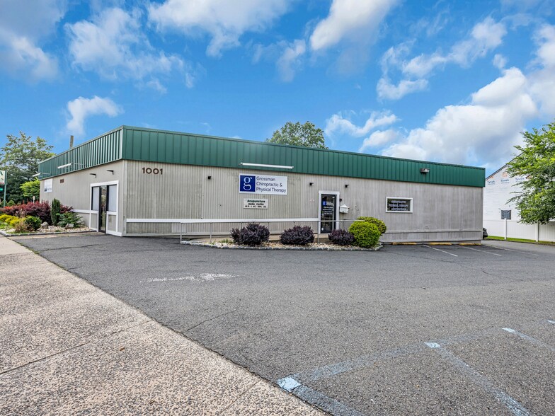 1001 Raritan Ave, Highland Park, NJ à vendre - Photo de l’immeuble – Image 1 sur 10