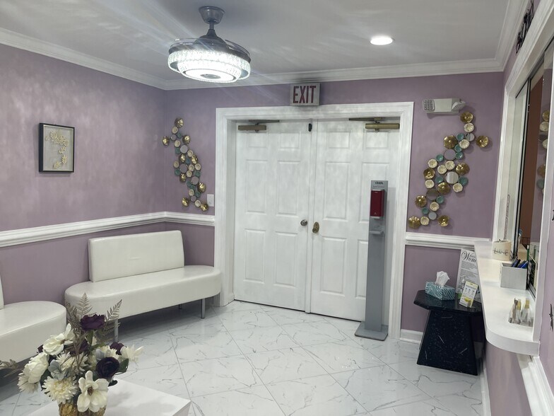 11340 Pembrooke Sq, Waldorf, MD à louer - Photo de l’immeuble – Image 3 sur 15