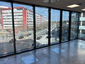 Calle de Julián Camarillo, 42, Madrid, Madrid à louer Photo intérieure– Image 2 sur 2