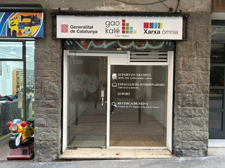 Carrer de Puigmartí, 42, Barcelone, Barcelona à louer - Photo de l’immeuble – Image 2 sur 2