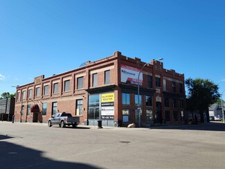 Plus de détails pour 8020 105th St NW, Edmonton, AB - Local commercial à vendre