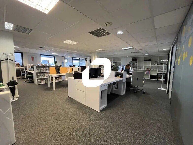 Bureau dans Lyon à louer - Photo de l’immeuble – Image 1 sur 22