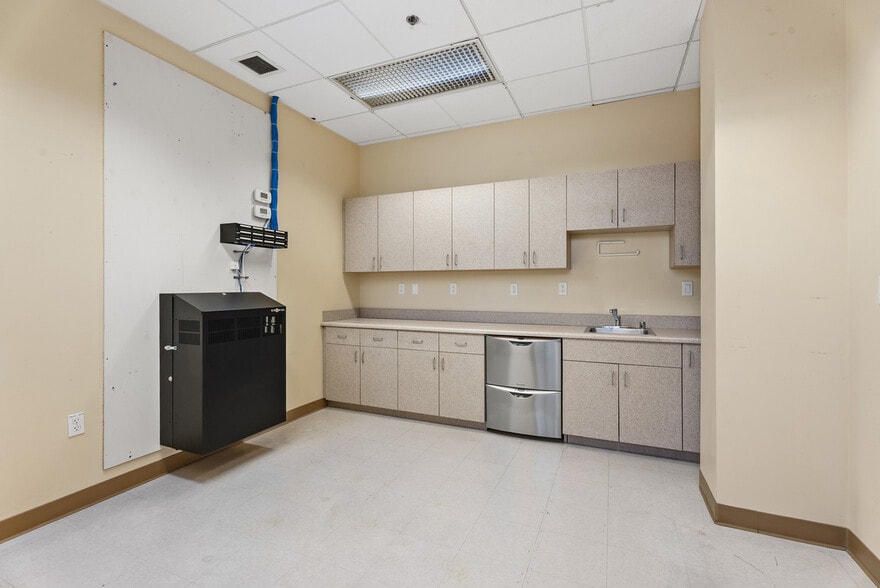 33302 Valle Rd, San Juan Capistrano, CA à vendre - Photo intérieure – Image 3 sur 20