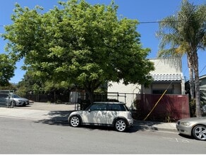 963 Camden Ave, Campbell, CA à louer Photo intérieure– Image 2 sur 3