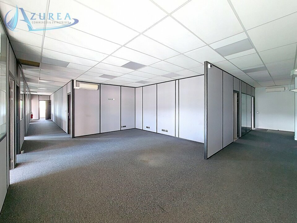 Bureau dans Mandelieu-la-Napoule à vendre Photo intérieure– Image 1 sur 12