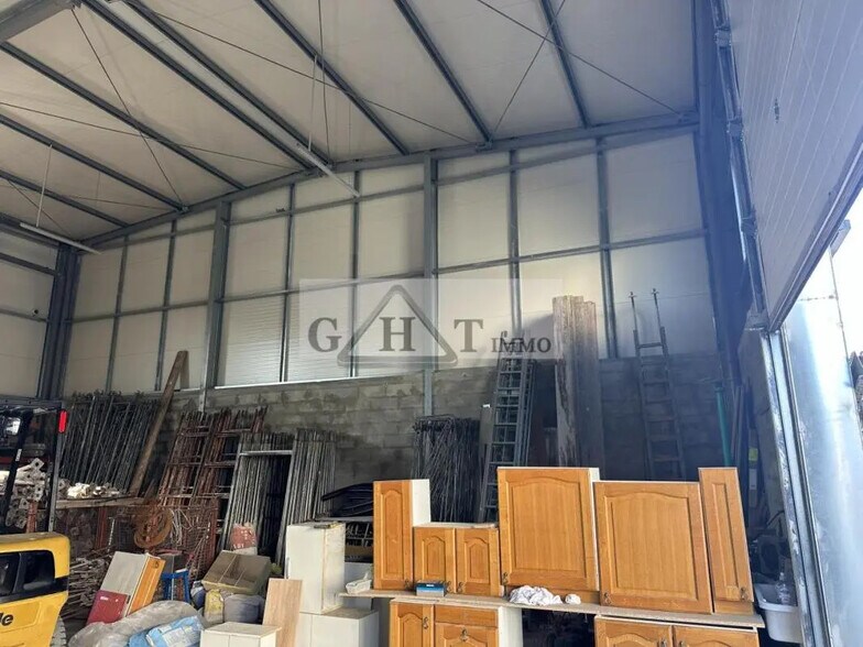 Bureau dans Courtry à louer - Photo intérieure – Image 2 sur 4