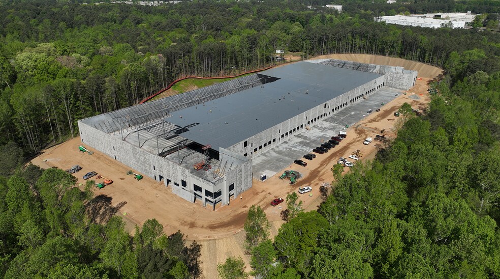 1059 Naturally Fresh Blvd, South Fulton, GA à louer - Photo de l’immeuble – Image 3 sur 6