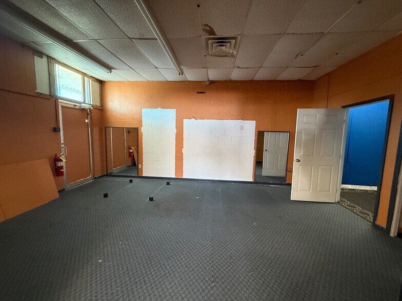 311 Smith Ave, Thomasville, GA à louer - Photo de l’immeuble – Image 2 sur 5