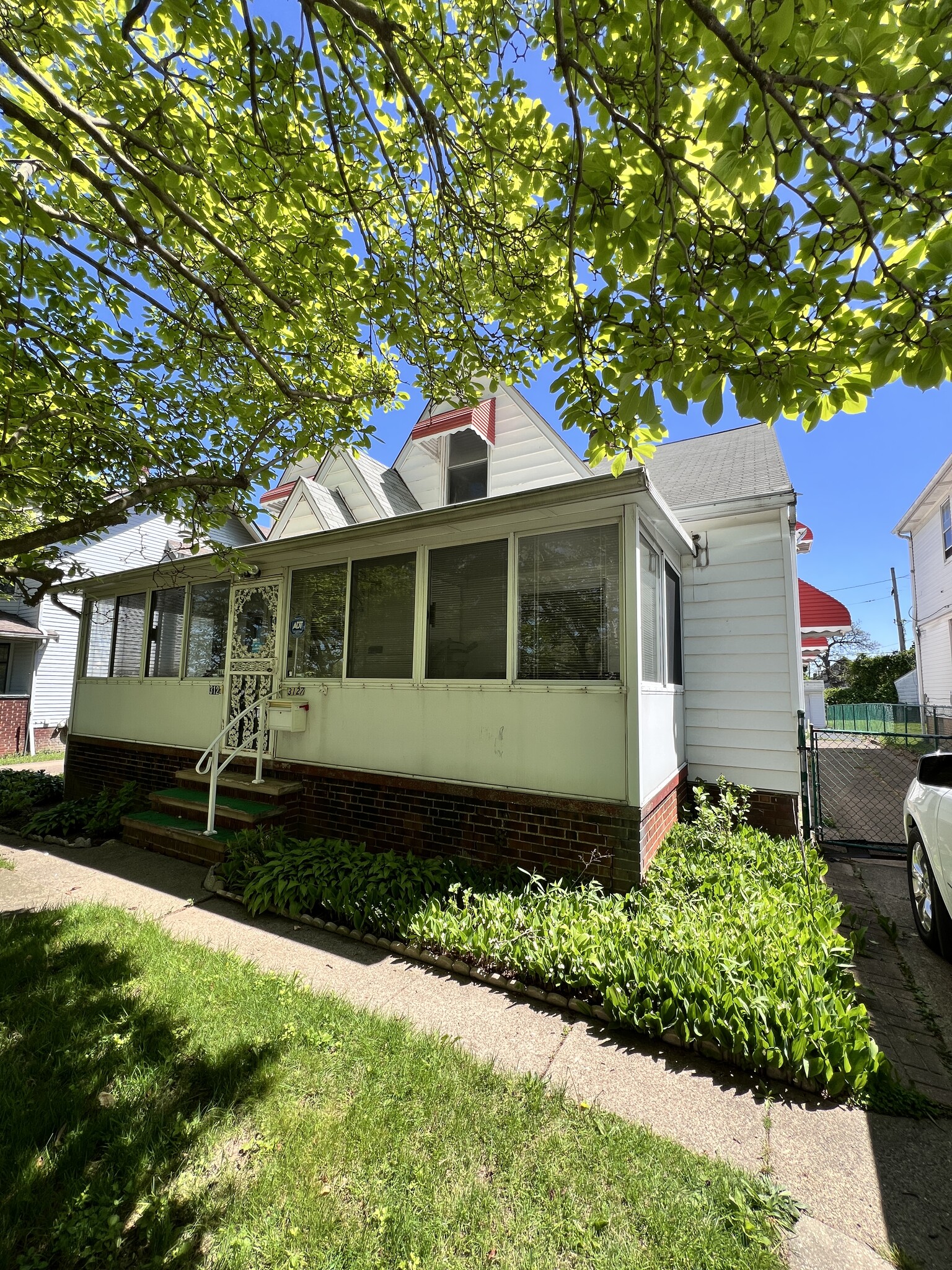 3127 West Blvd, Cleveland, OH à vendre Photo principale– Image 1 sur 16
