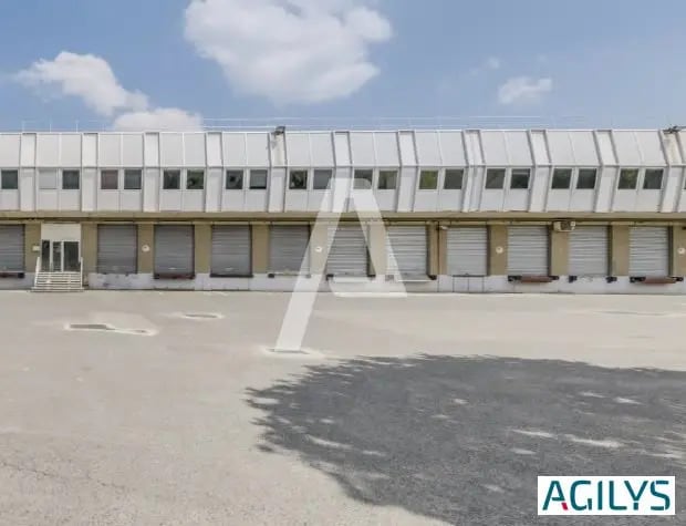 32 Avenue De L'Oceanie, Villejust à louer Photo de l’immeuble– Image 1 sur 10
