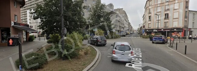 Plus de détails pour Local commercial à vendre