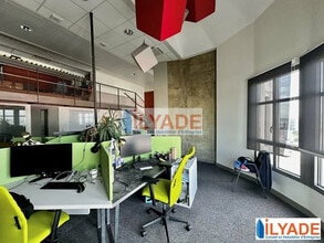 Bureau dans Marseille à louer Photo intérieure– Image 2 sur 3