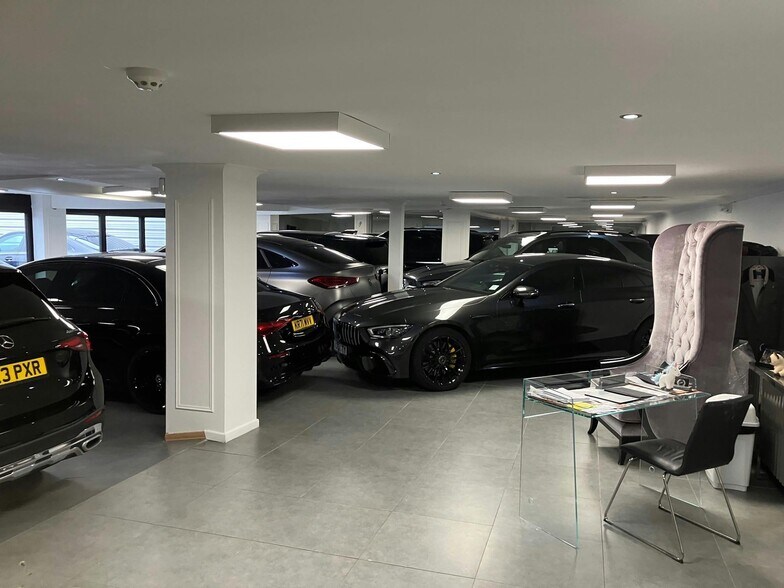 8 Oakmere Ln, Potters Bar à vendre - Photo intérieure – Image 2 sur 5