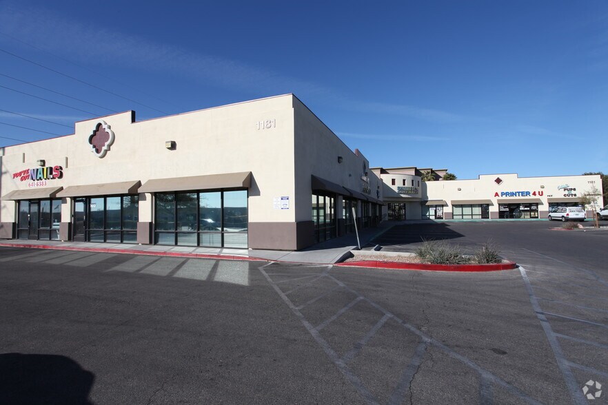 1151-1181 S Buffalo Dr, Las Vegas, NV à louer - Photo principale – Image 2 sur 4