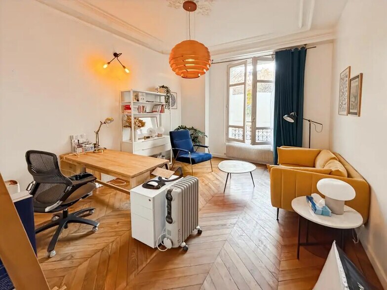 Bureau dans Paris à louer - Photo de l’immeuble – Image 2 sur 6