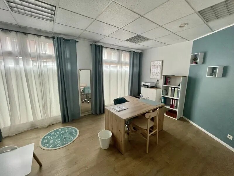 Bureau dans Sotteville-lès-Rouen à vendre Photo intérieure– Image 1 sur 12