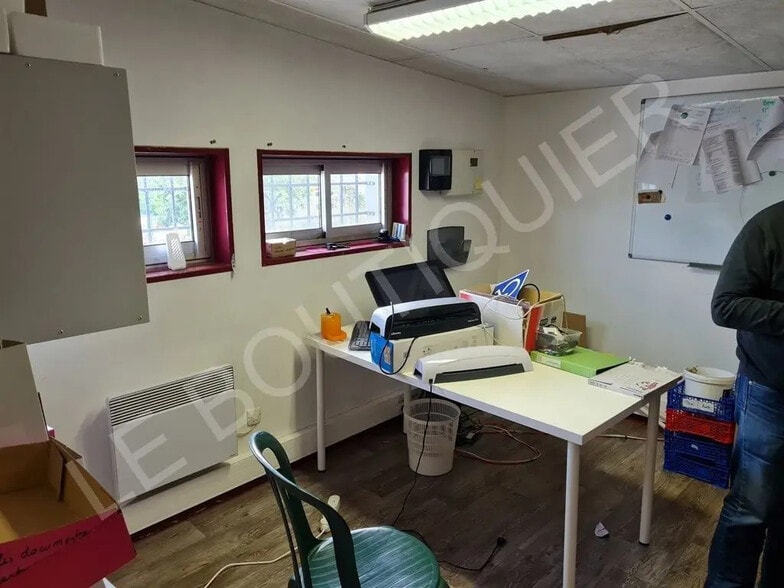 Local commercial dans Châteaulin à vendre - Photo de l’immeuble – Image 3 sur 9