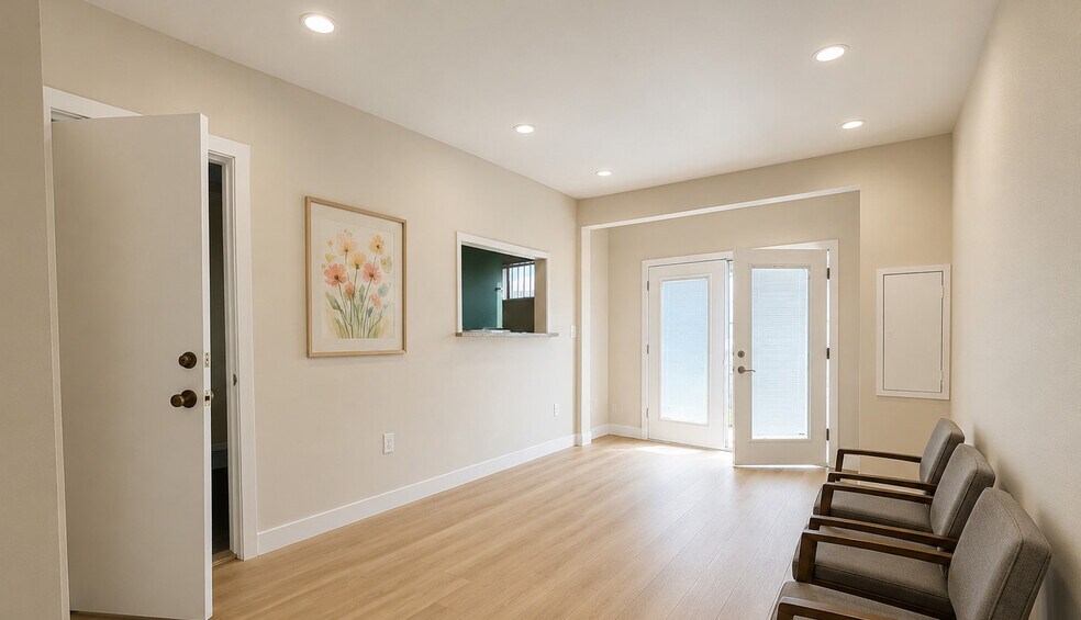 5924 West Blvd, Los Angeles, CA à vendre - Photo intérieure – Image 3 sur 8