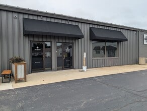 1600 E Lincoln Hwy, Dekalb, IL à louer Photo intérieure– Image 1 sur 13