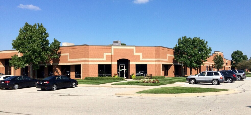 5604-5778 W 74th St, Indianapolis, IN à louer - Photo de l’immeuble – Image 3 sur 3
