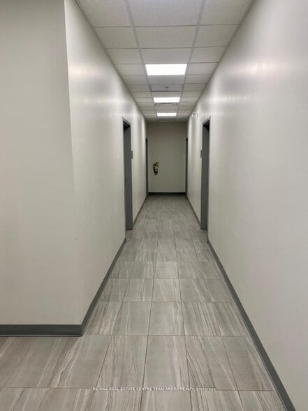 268 Derry Rd W, Mississauga, ON à louer - Photo intérieure – Image 3 sur 14