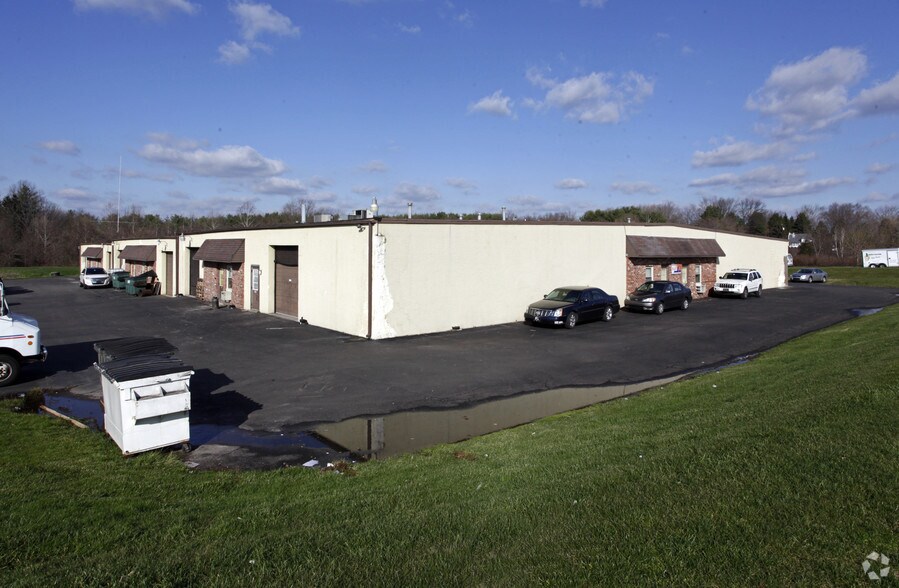 1808-1900 Mearns Rd, Warwick Township, PA à louer - Photo de l’immeuble – Image 2 sur 11