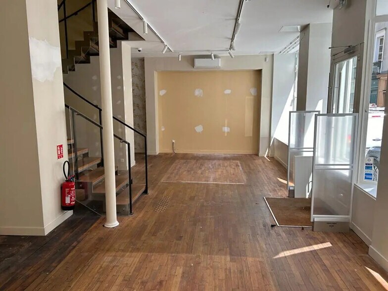 Local commercial dans Rennes à louer - Photo de l’immeuble – Image 3 sur 15