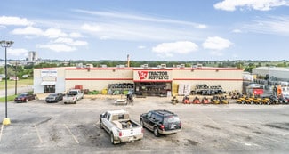 Plus de détails pour 1619 E Sarah Dewitt Dr, Gonzales, TX - Local commercial à vendre