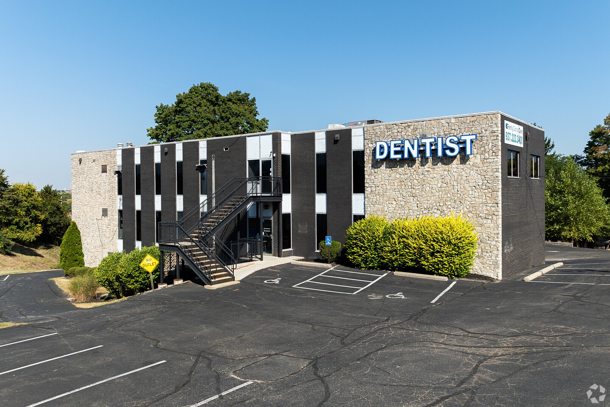 1240 E Main St, Springfield, OH à louer Photo principale– Image 1 sur 21