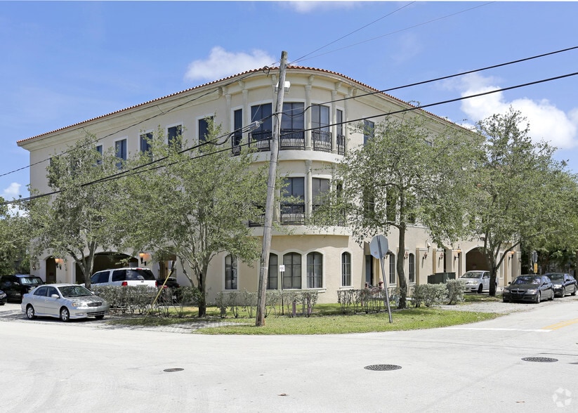 9780 E Indigo St, Palmetto Bay, FL à louer - Photo principale – Image 1 sur 5