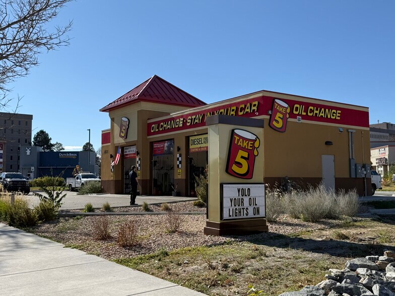 4631 Peoria St, Denver, CO à vendre - Photo de l’immeuble – Image 1 sur 2