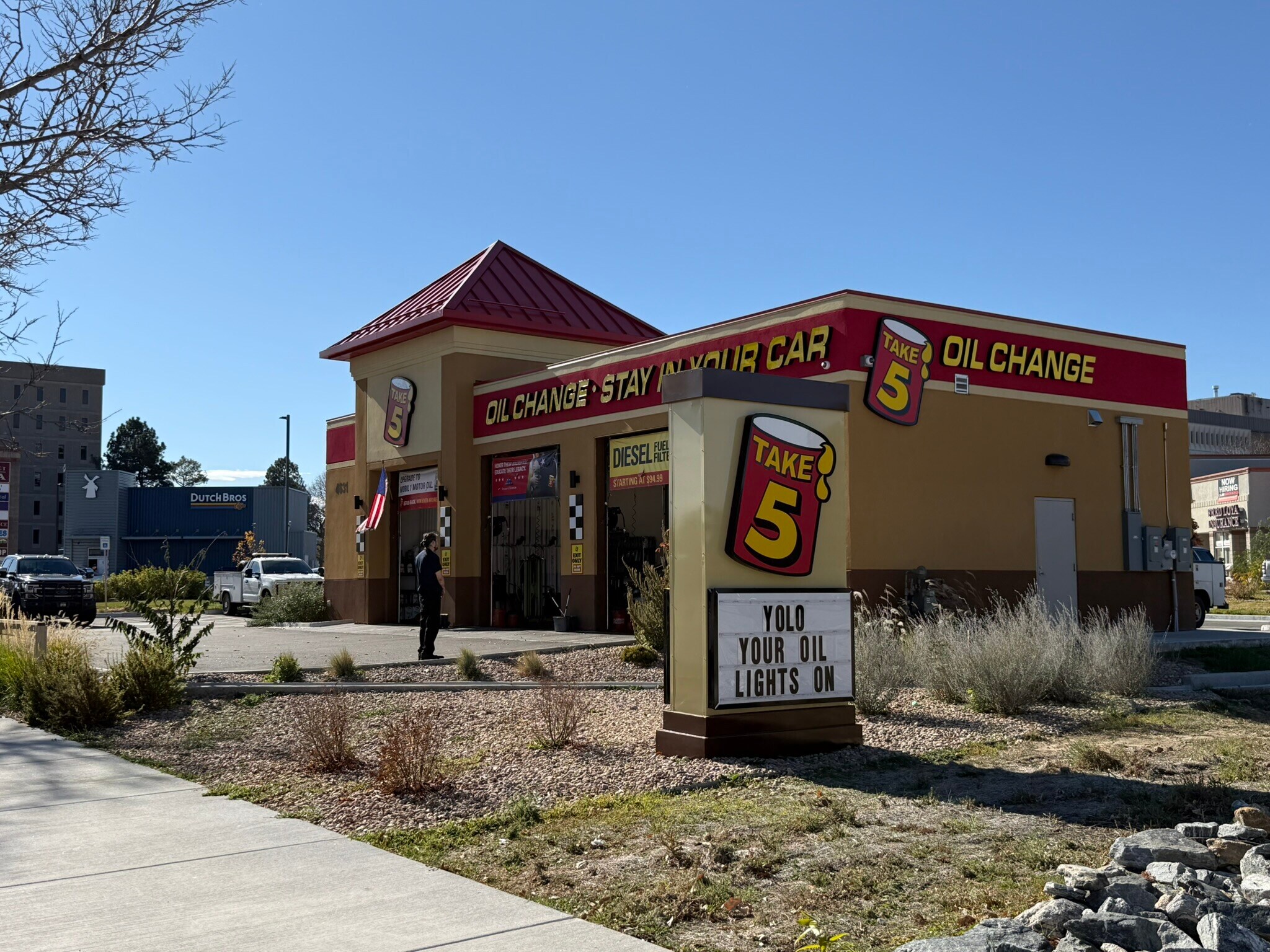 4631 Peoria St, Denver, CO à vendre Photo de l’immeuble– Image 1 sur 3