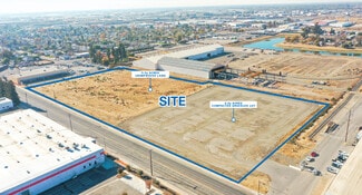 Plus de détails pour S. Cedar & E. Church Avenue, Fresno, CA - Terrain à louer