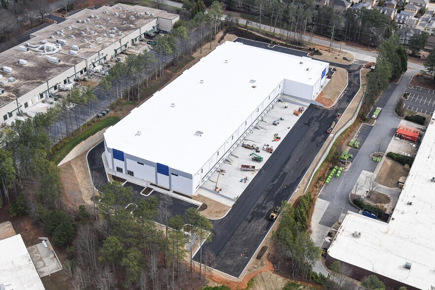 7515 New Boyd Rd, Suwanee, GA à louer - Photo de l’immeuble – Image 2 sur 5